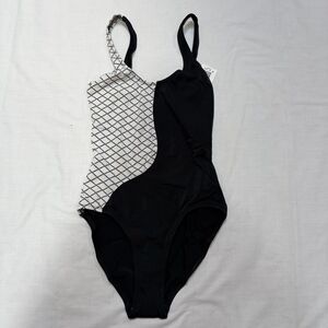 NWOT Womens One Piece Swimsuit Size US 36